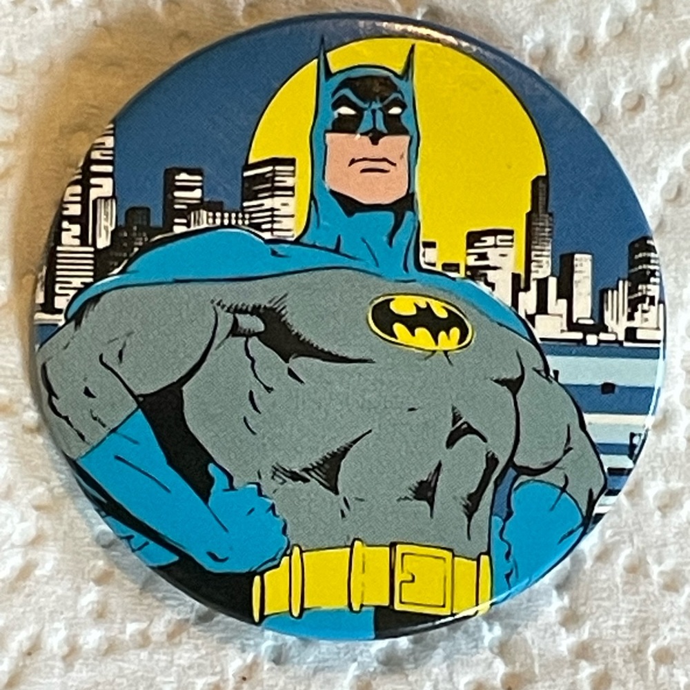 Vintage DC Comics inc 1982 Batman Gotham button pin